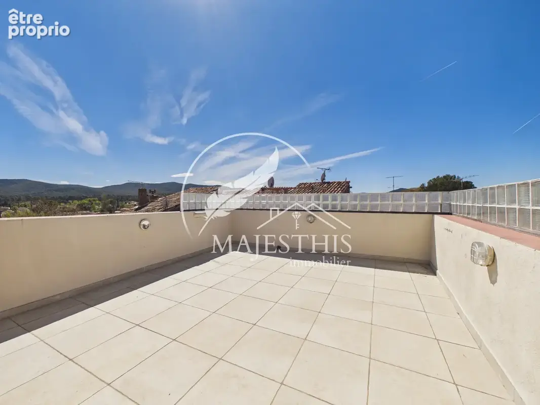 Belle maison de village avec terrasse panoramique a pignans - photo 3