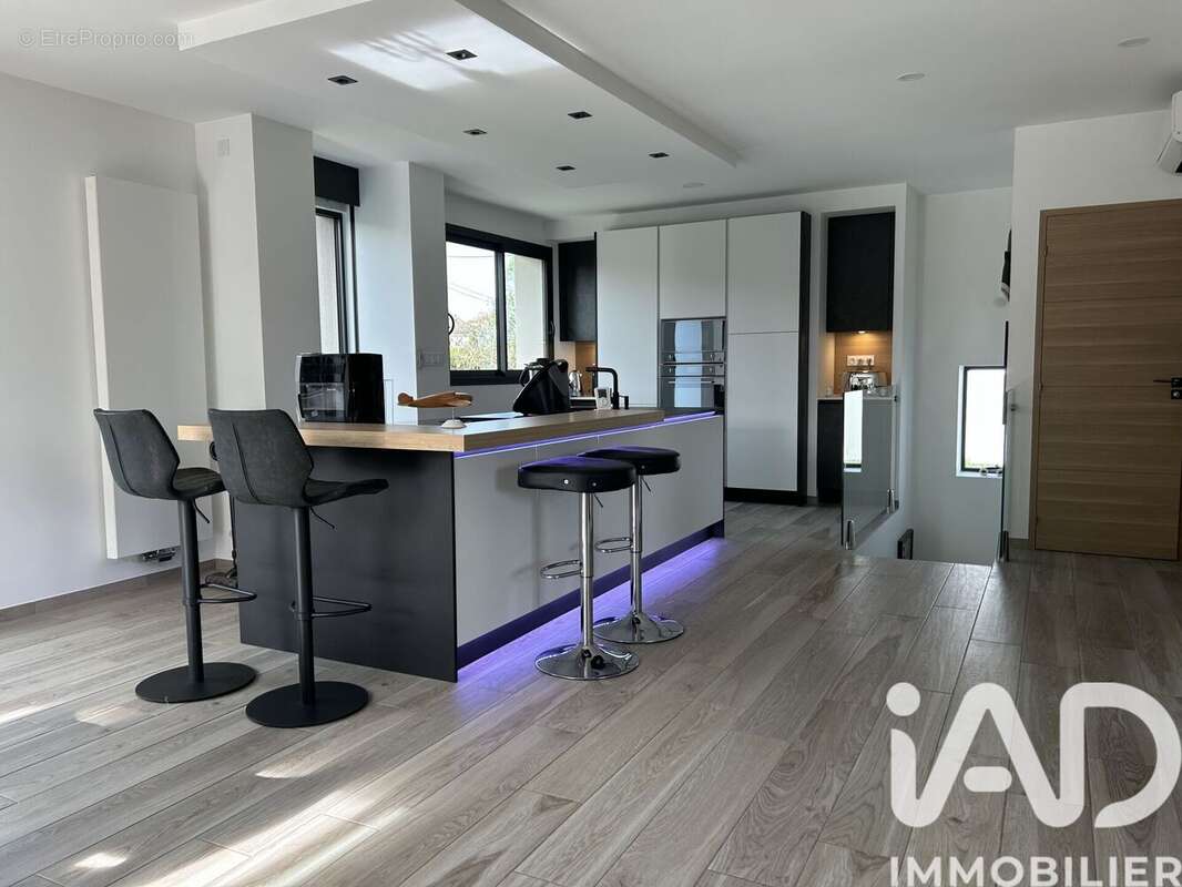 Photo 3 - Maison à COMMUNAY