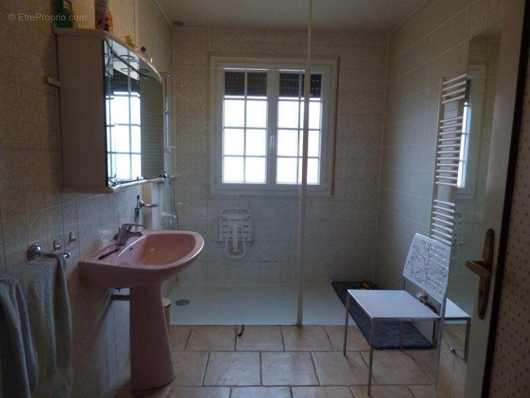 Maison à CHATEAUNEUF-EN-THYMERAIS