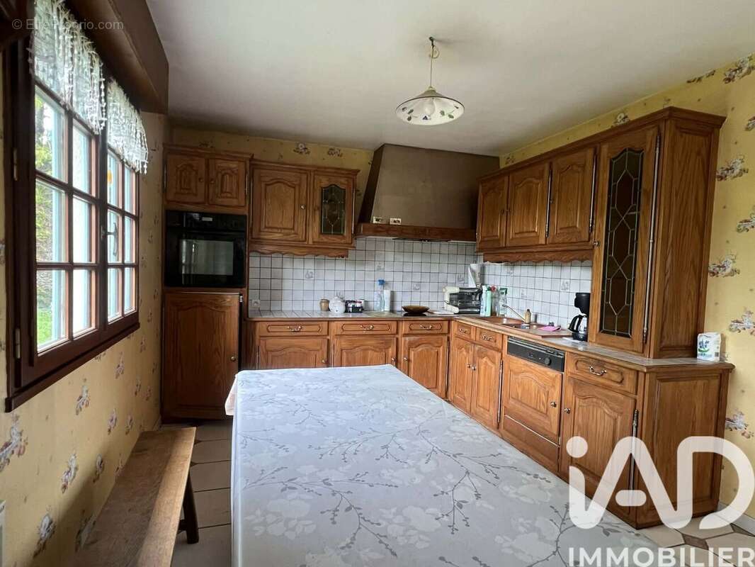 Maison 124 m² à Nesle-Normandeuse  - photo 8