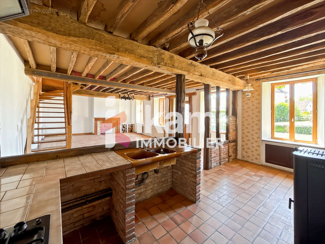 Maison 5 pièces de 100 m2 à St Maurice aux Riches Hommes 89190 - photo 5