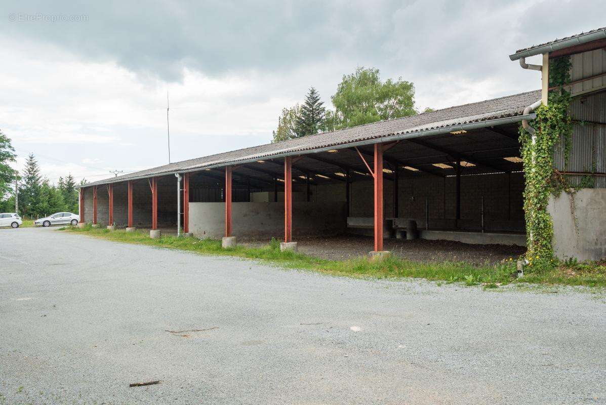 Commerce à LA SOUTERRAINE