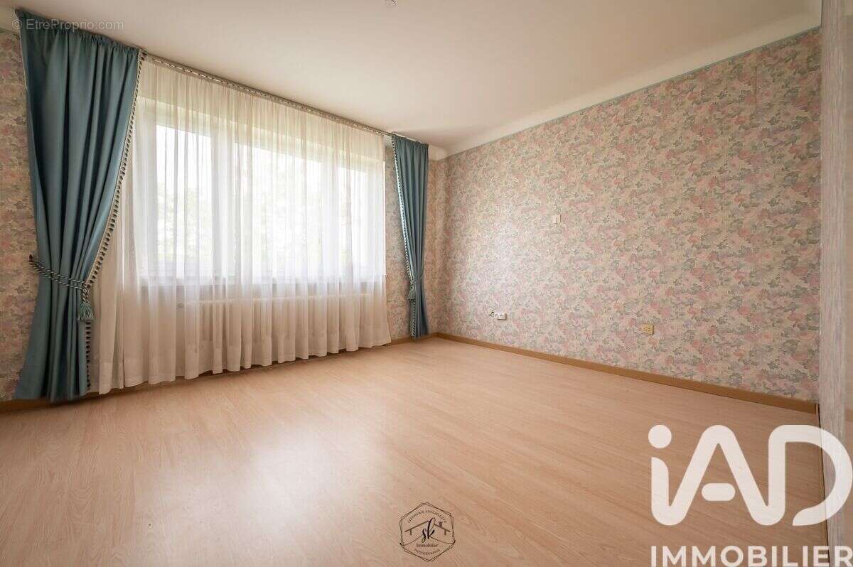 Maison 126 m² à Stuckange  - photo 8