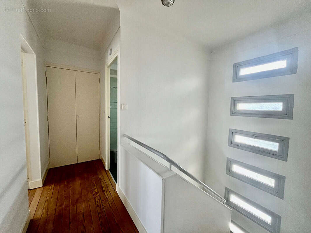 Maison à SAINTE-LIVRADE-SUR-LOT