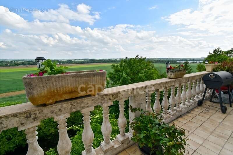 Appartement à LA GRANDE-PAROISSE