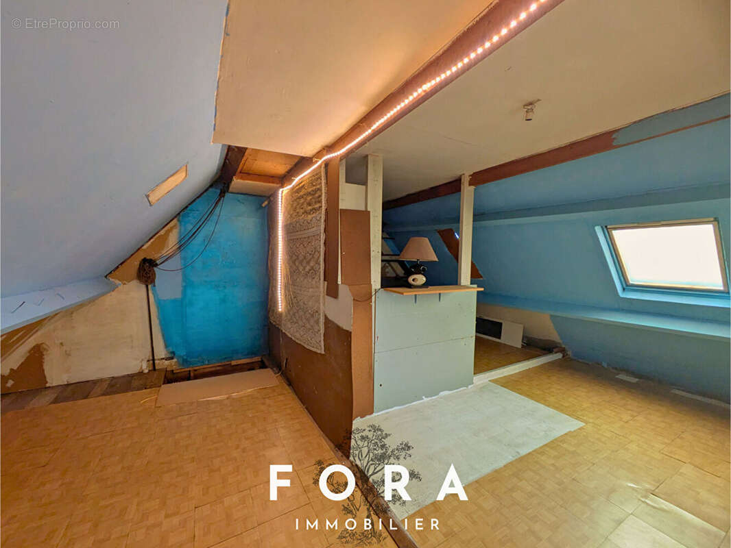 Maison à CONDE-SUR-NOIREAU