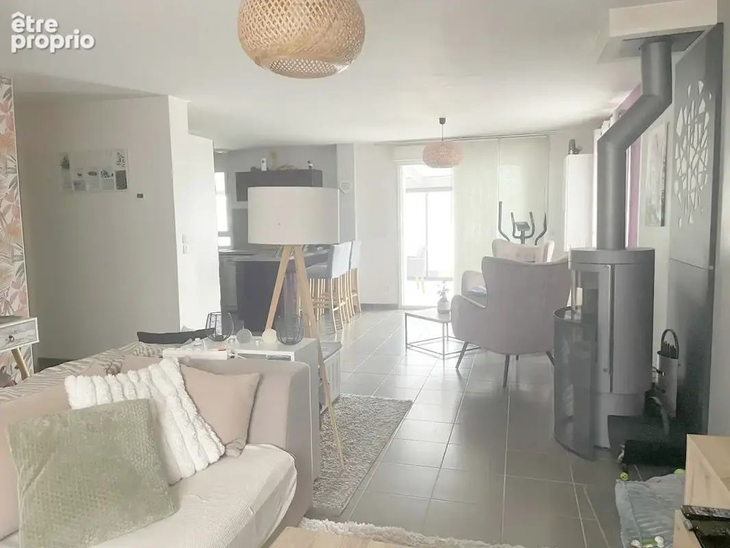 maison de 2014 avec 4 chambres et une véranda - photo 4