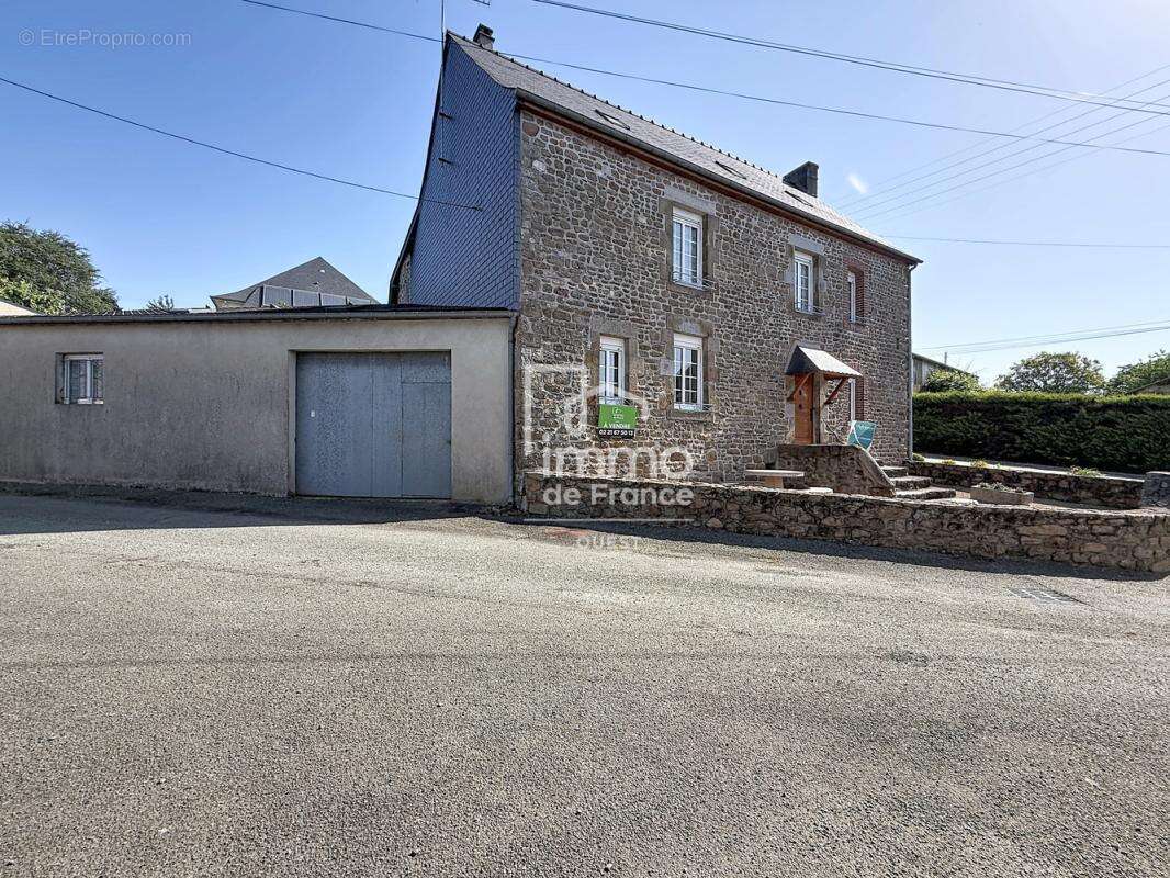 Maison Saint Georges Buttavent 7p 151 m² - photo 14