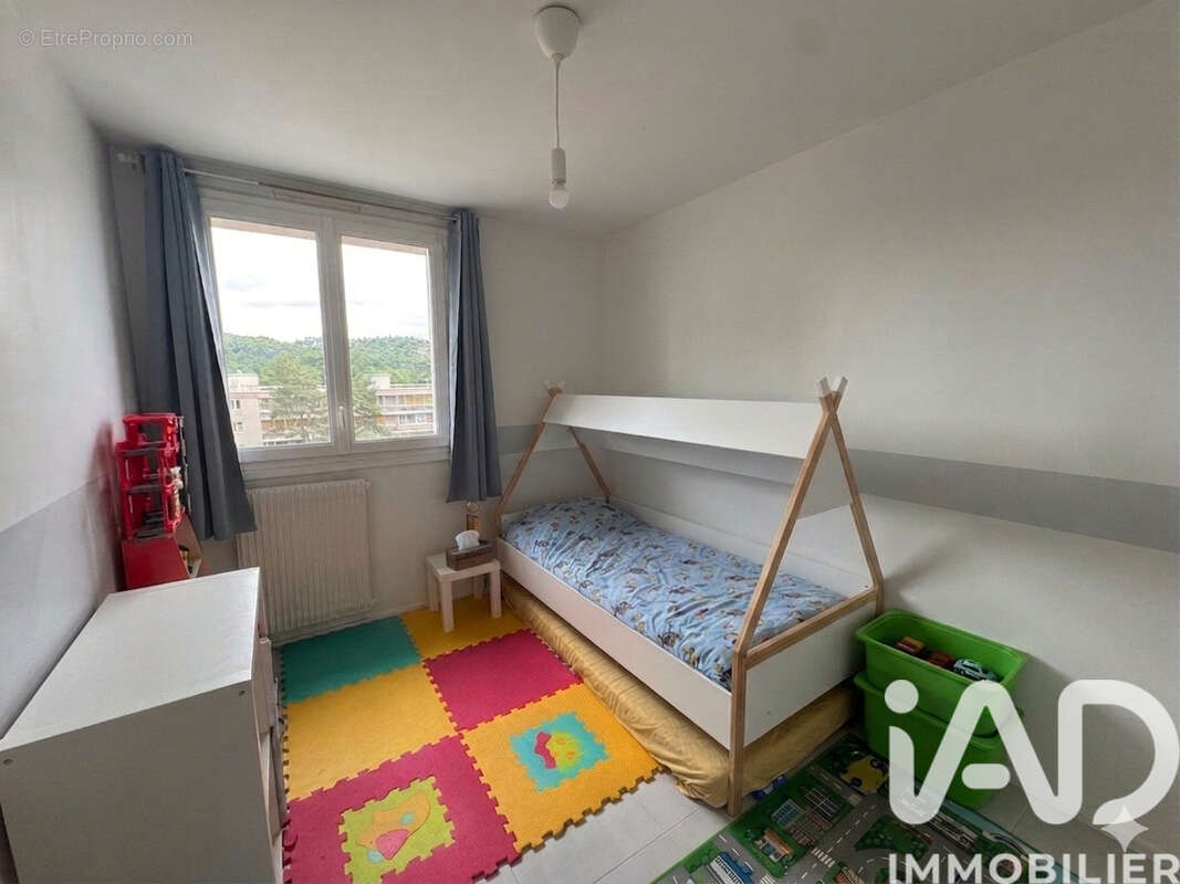Photo 6 - Appartement à OULLINS