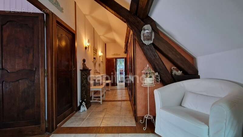 Dpt Essonne (91), à vendre proche de Méréville propriété 8 pièces avec maisonnette, jardin clos, cave et garage - photo 23