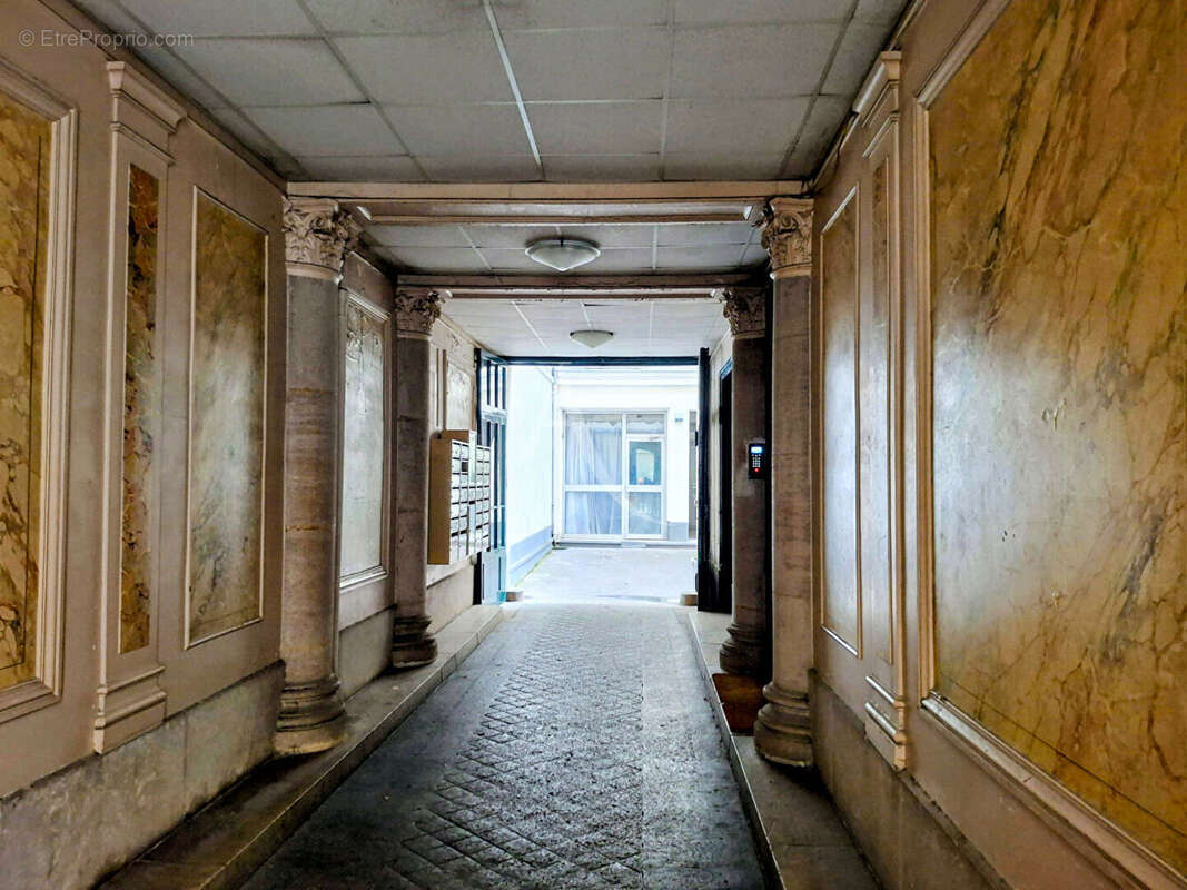 Appartement à PARIS-9E