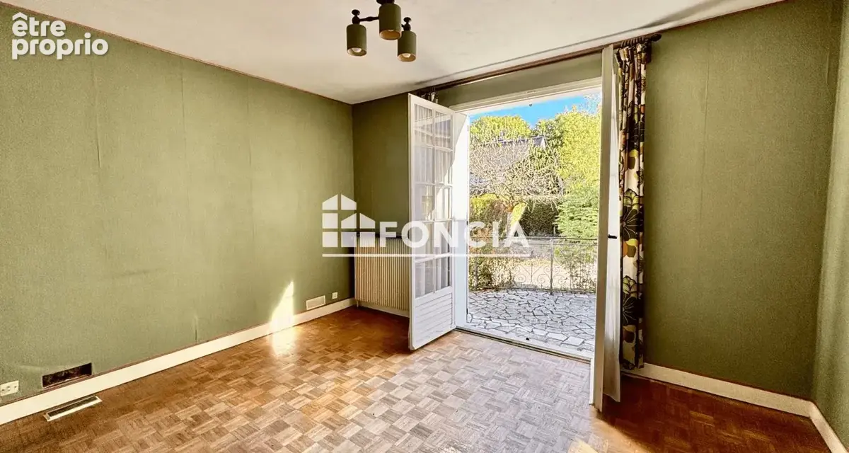 Maison indépendante de 183 m² avec potentiel dans secteur prisé - photo 10
