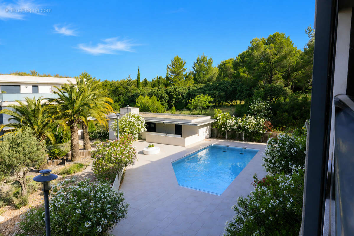 Appartement à LE CRES