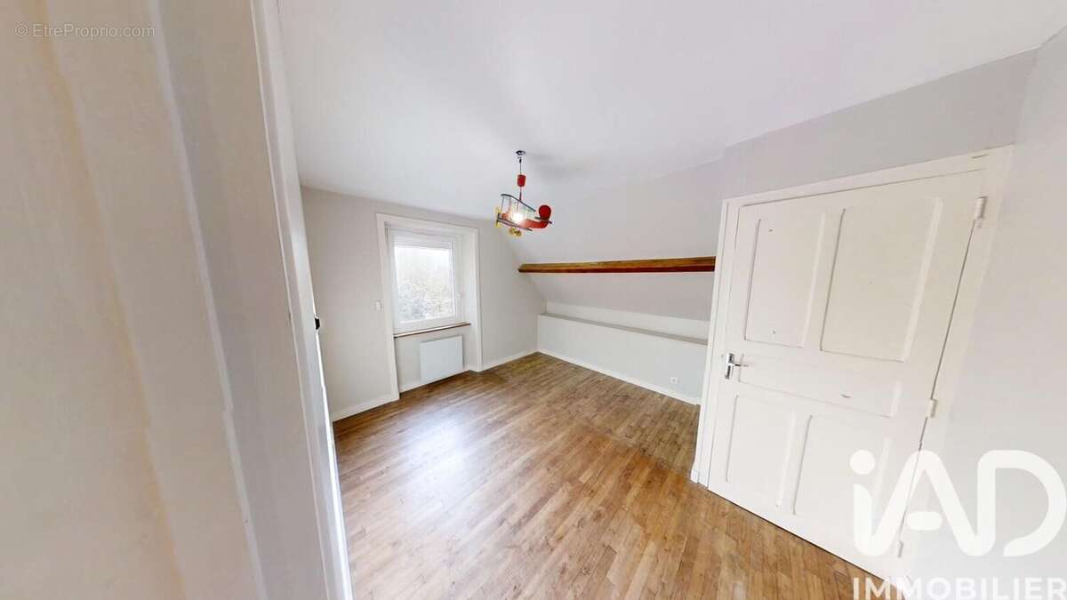 Photo 9 - Maison à BOBITAL