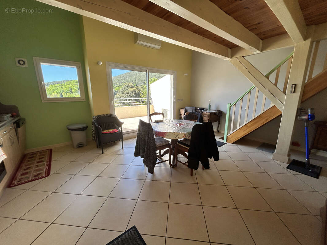 Appartement à GANGES