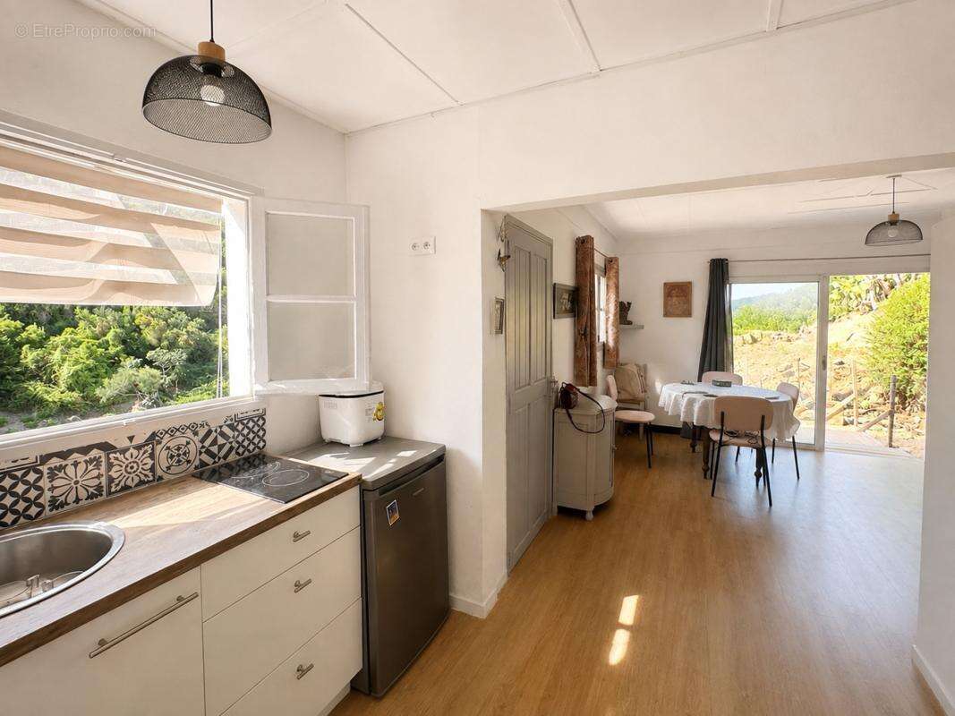 Maison 35 m² à Hyeres  - photo 6