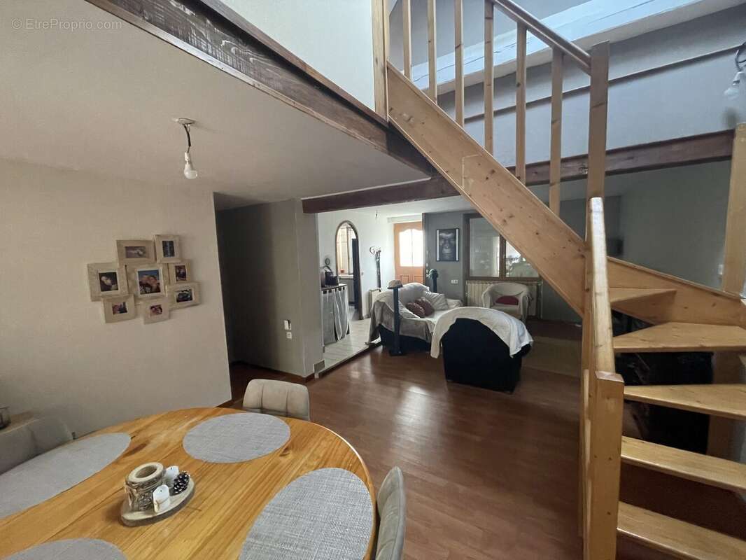 Maison à ROMANS-SUR-ISERE