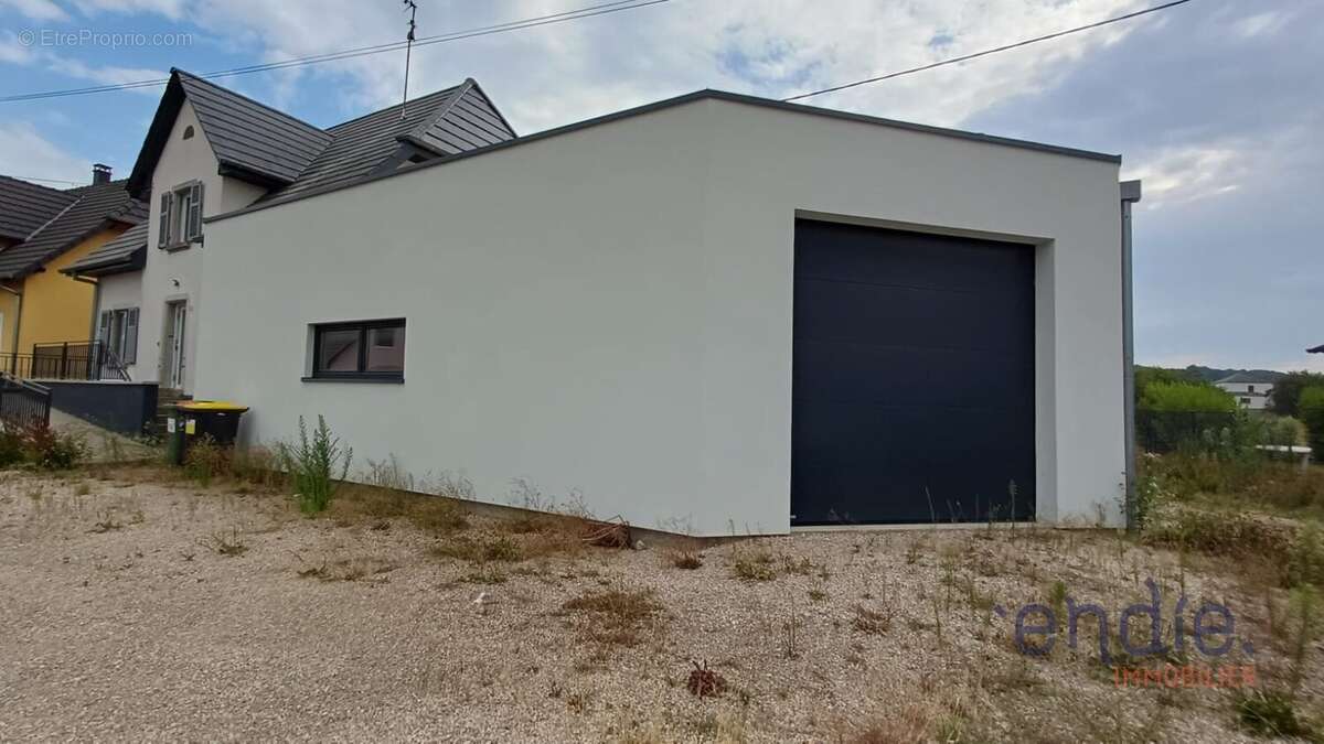 Maison de caractère avec dépendance de 150 m²  Terrain de 27,26 ares - photo 19