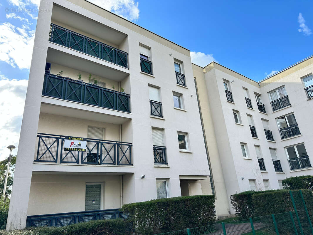 Appartement à JUVISY-SUR-ORGE