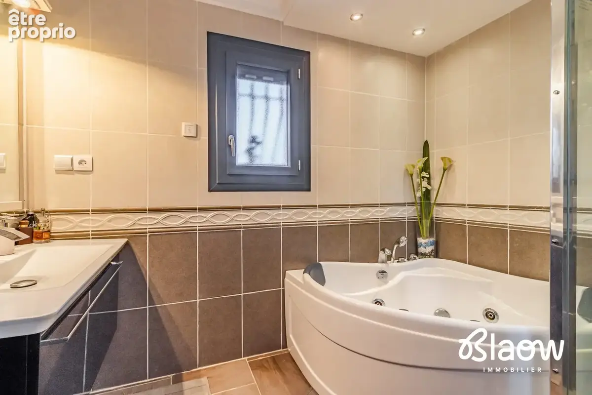 Maison 5 pièces 150 m² à vendre à Jonage (69330) - photo 7