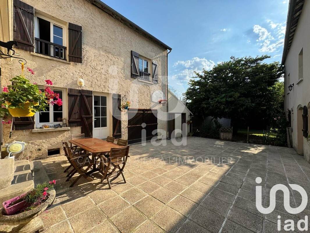 Photo 1 - Maison à MANTES-LA-VILLE