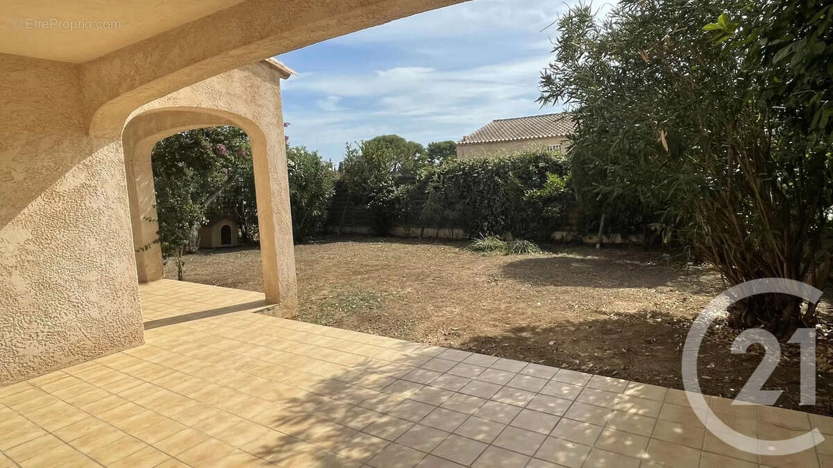 Maison 155 m² à Sanary-Sur-Mer  - photo 7
