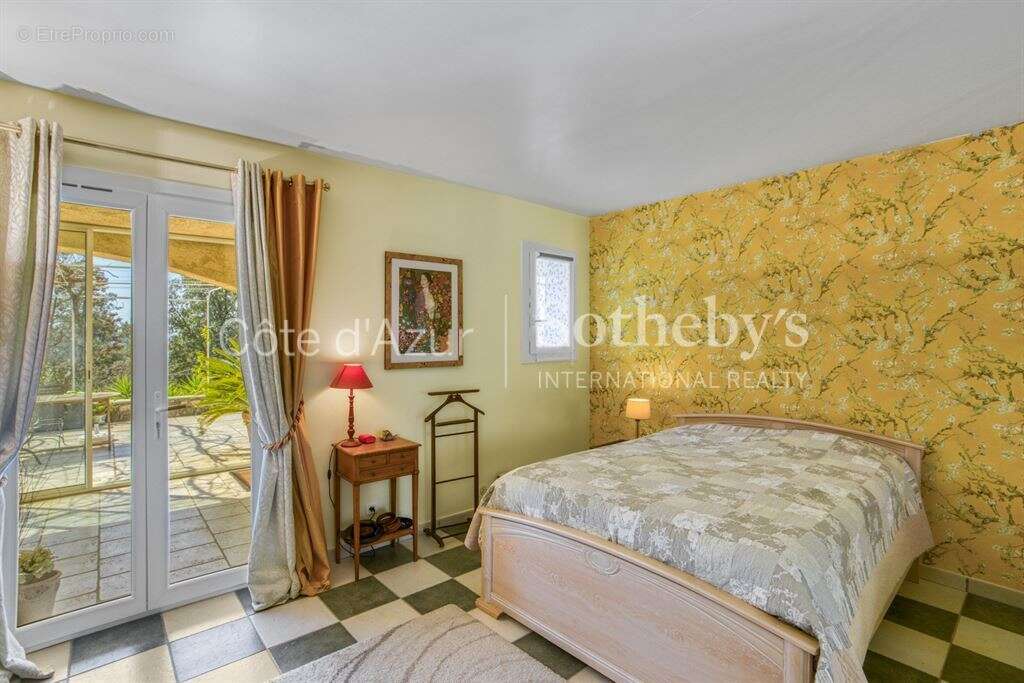 Somptueuse villa provençale avec vue dégagée, aperçu mer et piscine chauffée, à Cabris - photo 14