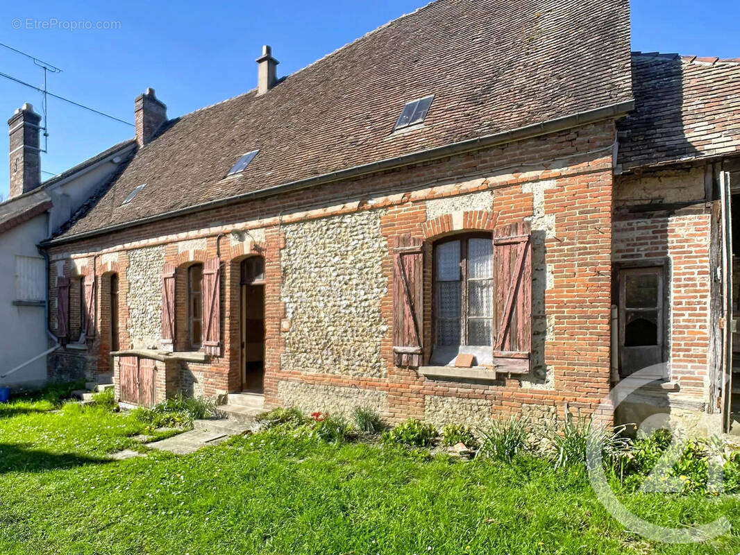 Maison à ERAGNY-SUR-EPTE