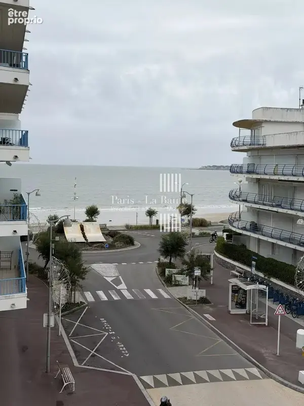 Lajarrige, 3 pièces rénové avec stationnements - photo 10