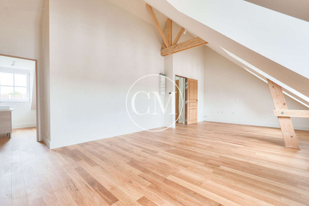 Appartement à VERSAILLES