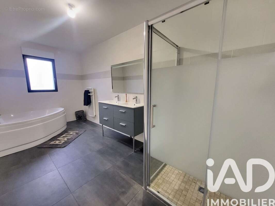 Photo 6 - Maison à CHEILLE