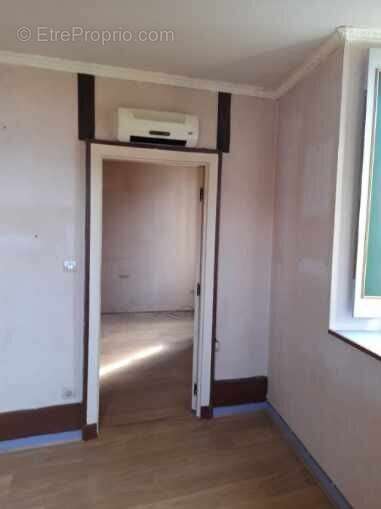 Appartement à CLUIS