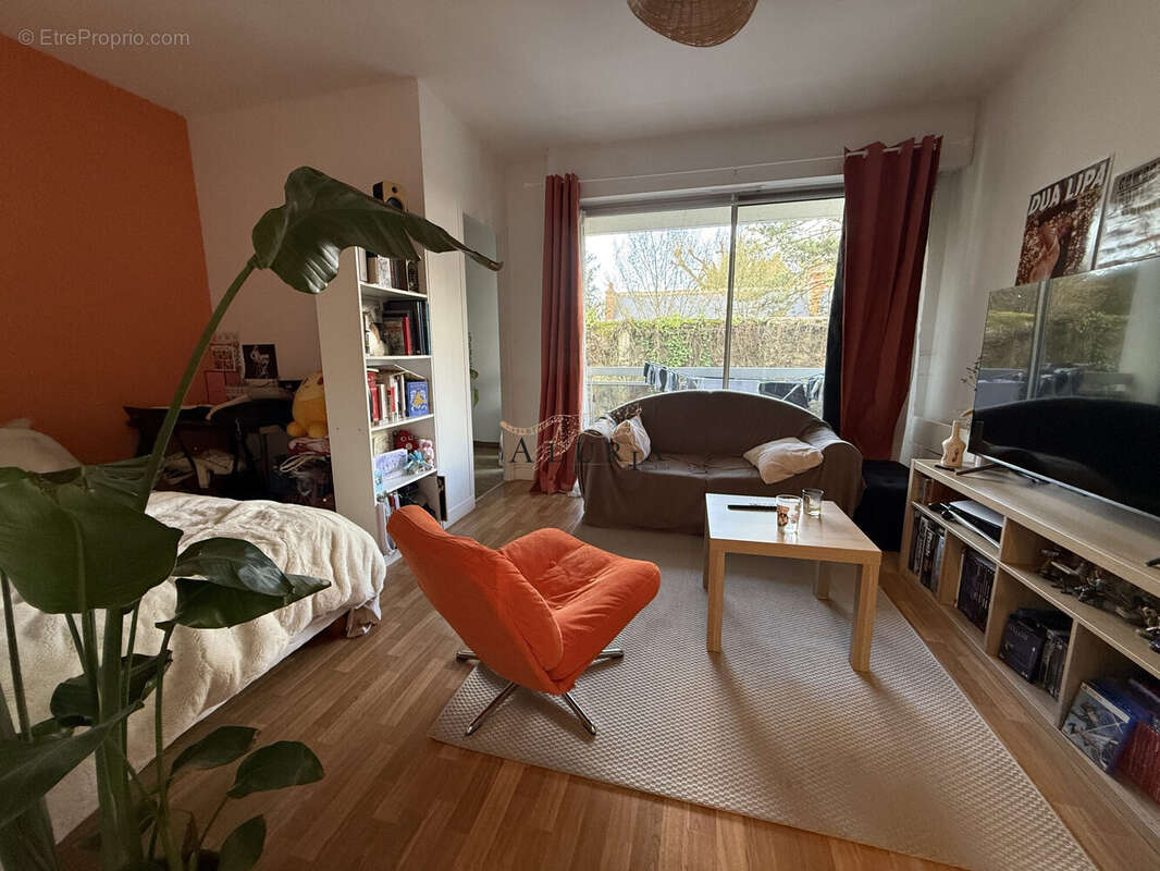 Appartement à SAINT-CYR-SUR-LOIRE