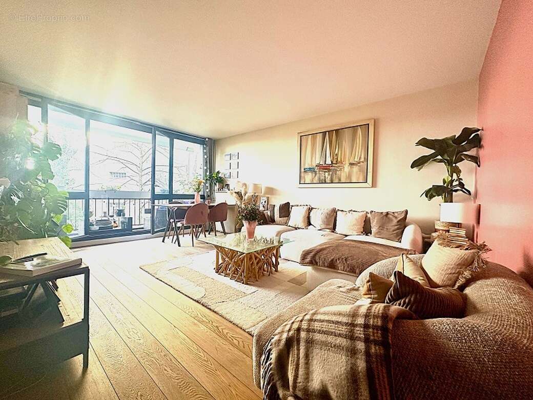 Appartement à RUEIL-MALMAISON