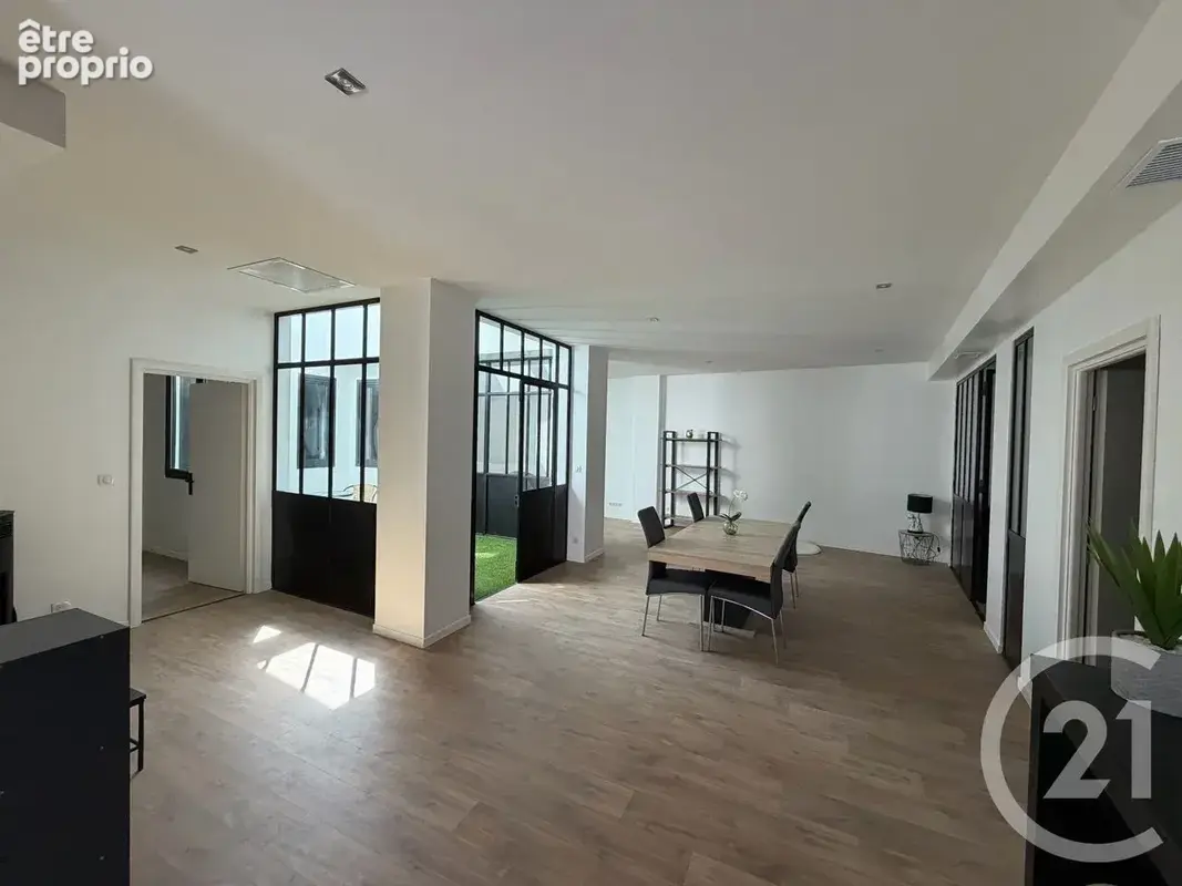 Appartement 4 pièces 140 m² à vendre à Aurillac (15000) - photo 3