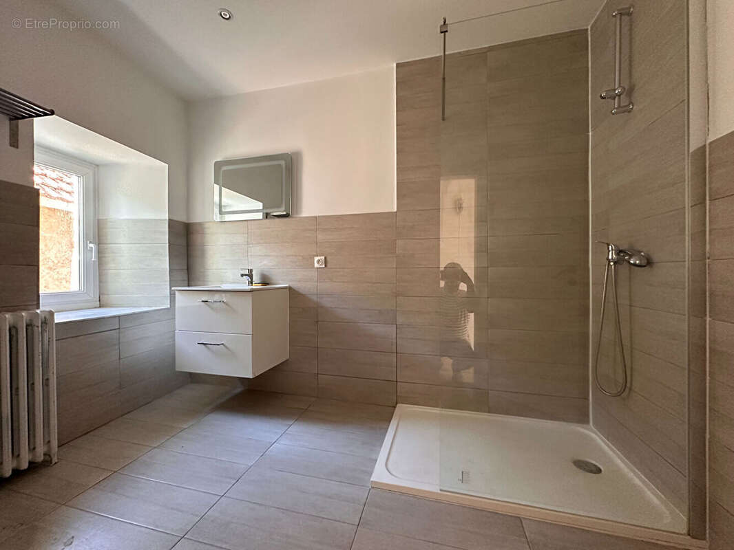 Immeuble Soultz Haut Rhin 9 pièces 214 m2 - photo 10