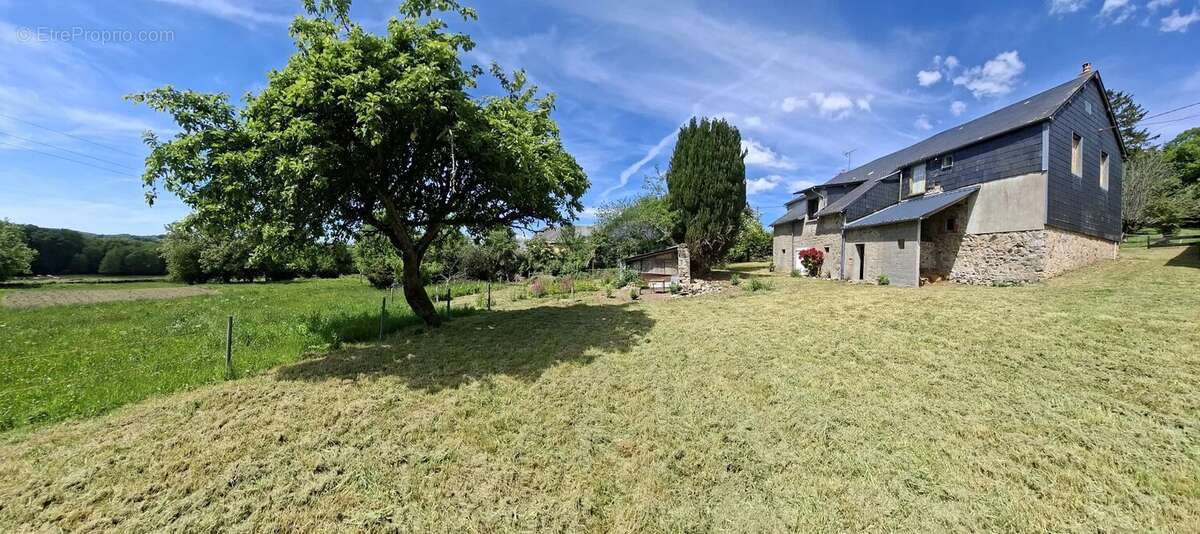 Maison à ARLEUF