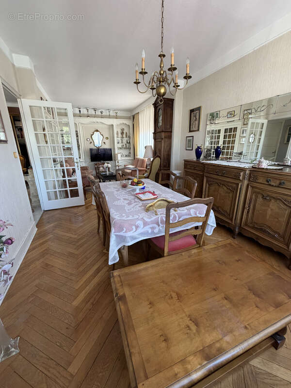 St etienne f4 de 75 m2 sect fac rue desiré claude - photo 4