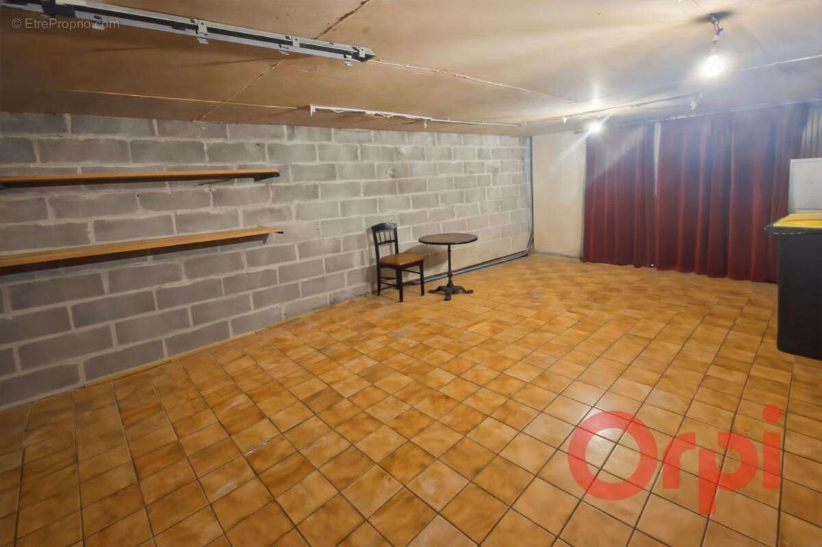 Maison à LA GUERCHE-SUR-L'AUBOIS