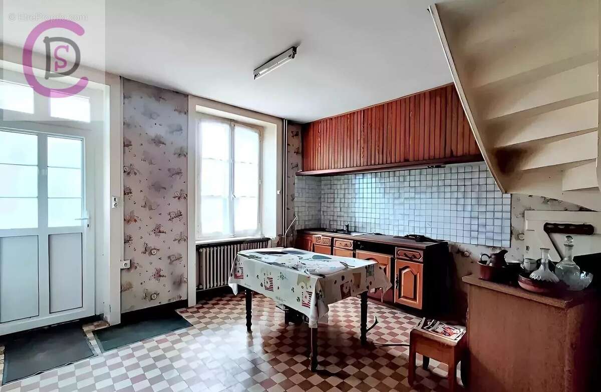 Maison à SAINT-PIERRE-EGLISE