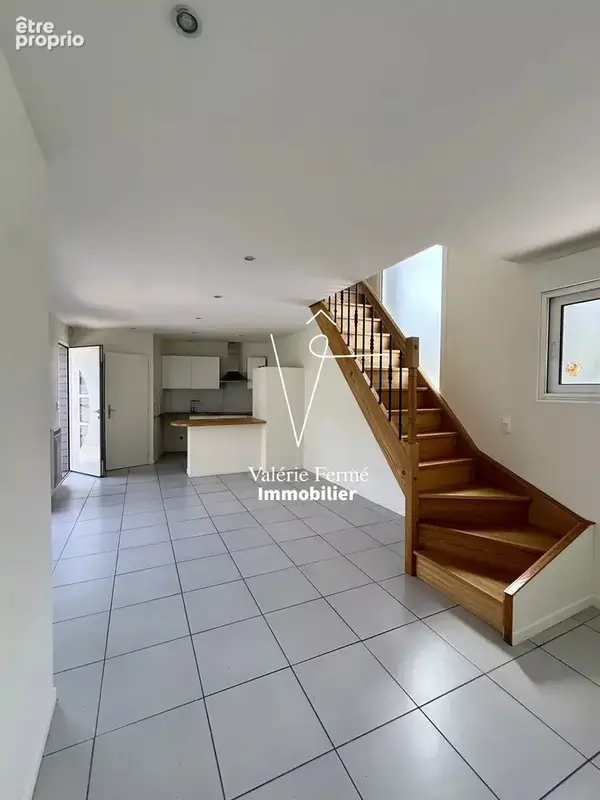 Maison de ville, 85 M2, 3 Chambres, patio extérieur 35 m2 - Le Bouscat. - photo 4