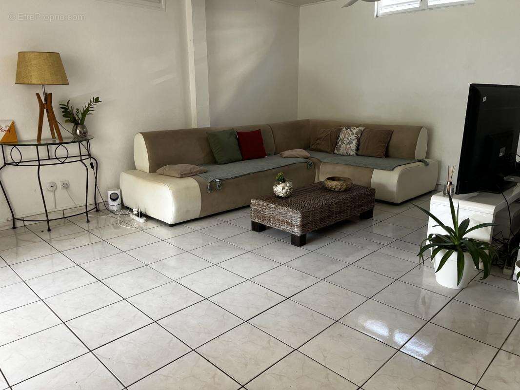 Maison T8 - 2 T4 indépendants - Le Lamentin (97232) - photo 36