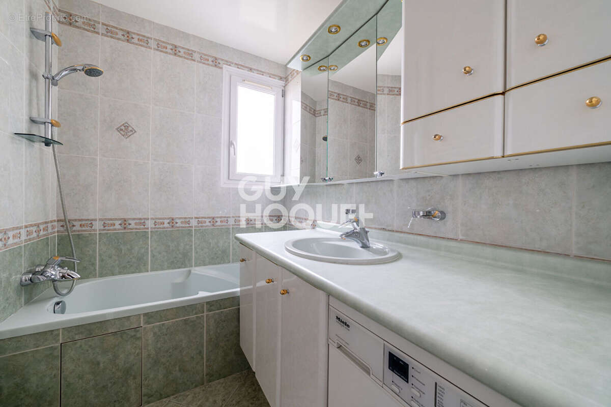 Appartement à ASNIERES-SUR-SEINE