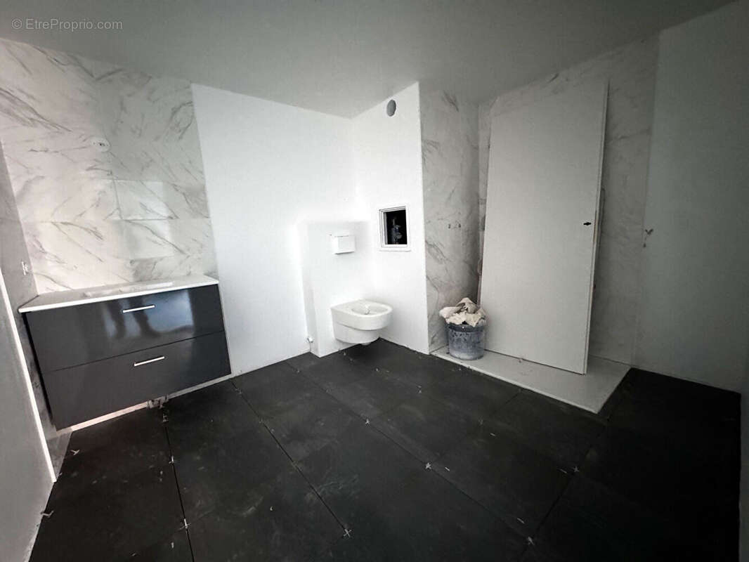 Appartement à BOIS-COLOMBES
