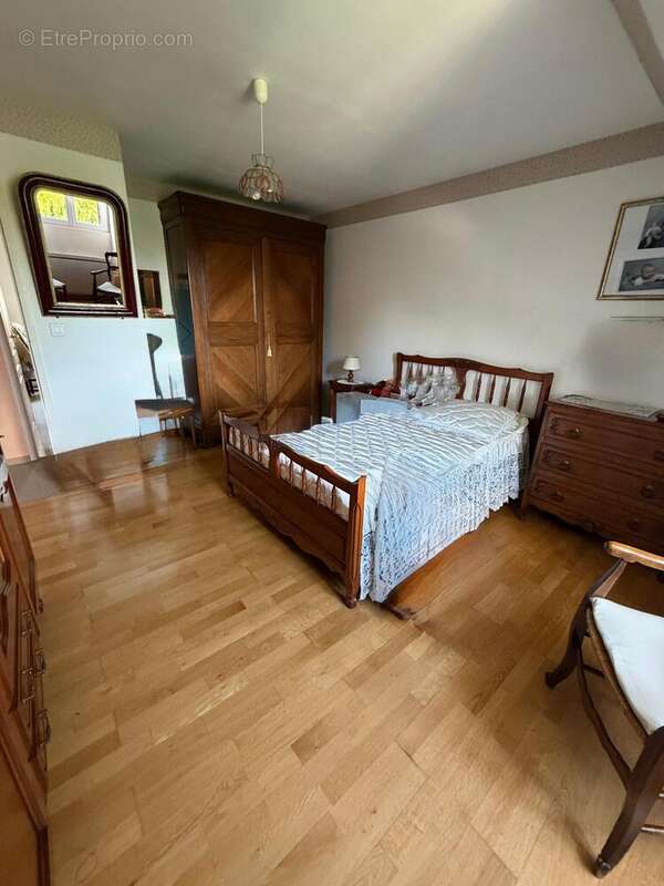 Maison 185 m² à Mont-Saint-Pere  - photo 9
