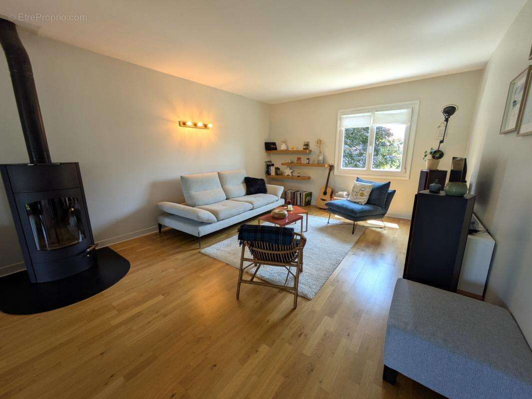 Maison à GRANDCHAMPS-DES-FONTAINES