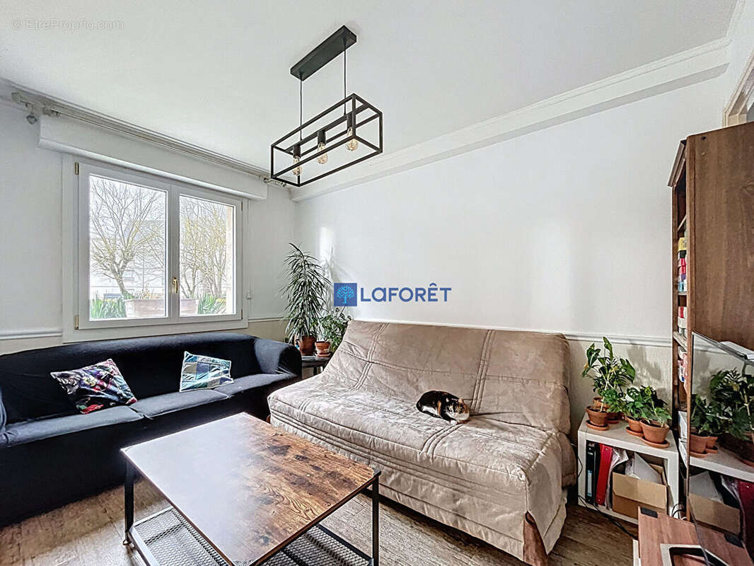 Appartement à SAVIGNY-SUR-ORGE