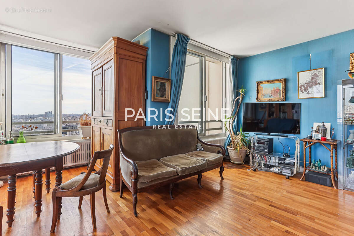 Appartement à PARIS-15E