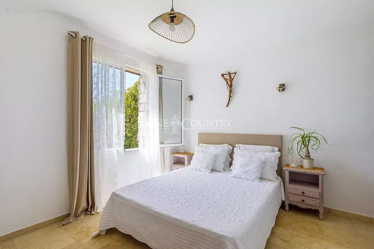 Maison à MONTAUROUX