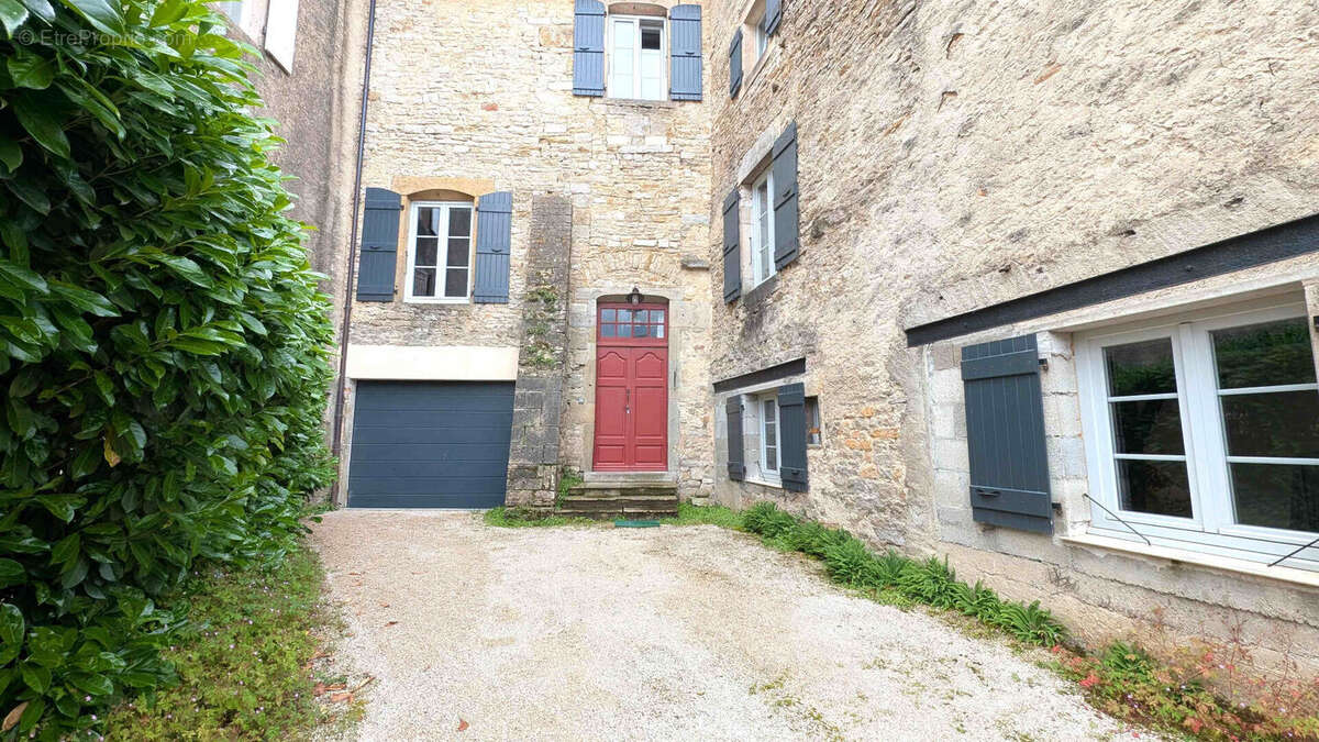 Maison Gigny 172 m² - photo 23